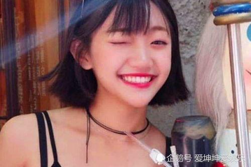 代古拉k 背景,从网络红人到时尚偶像的蜕变之路